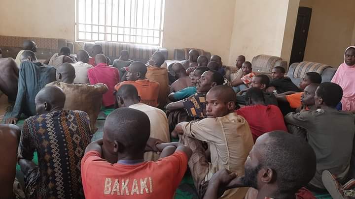 Eid Ei-Fitr : Ex- Gov. Wamakko frees 60 Inmates in Sokoto