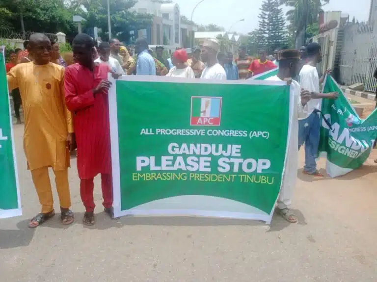 Protesters storm APC headquarters, demands Ganduje’s, resignation