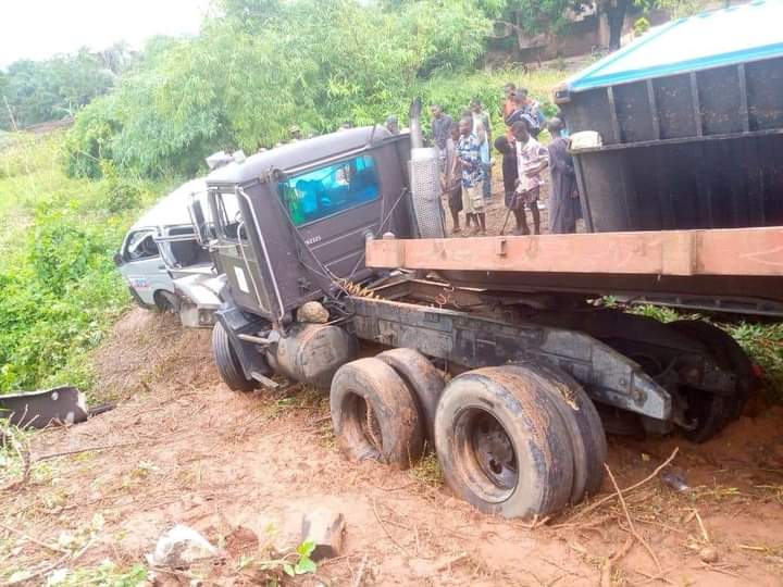 Driver Arrested, As Truck Crushes Five Passengers To Death In Abia