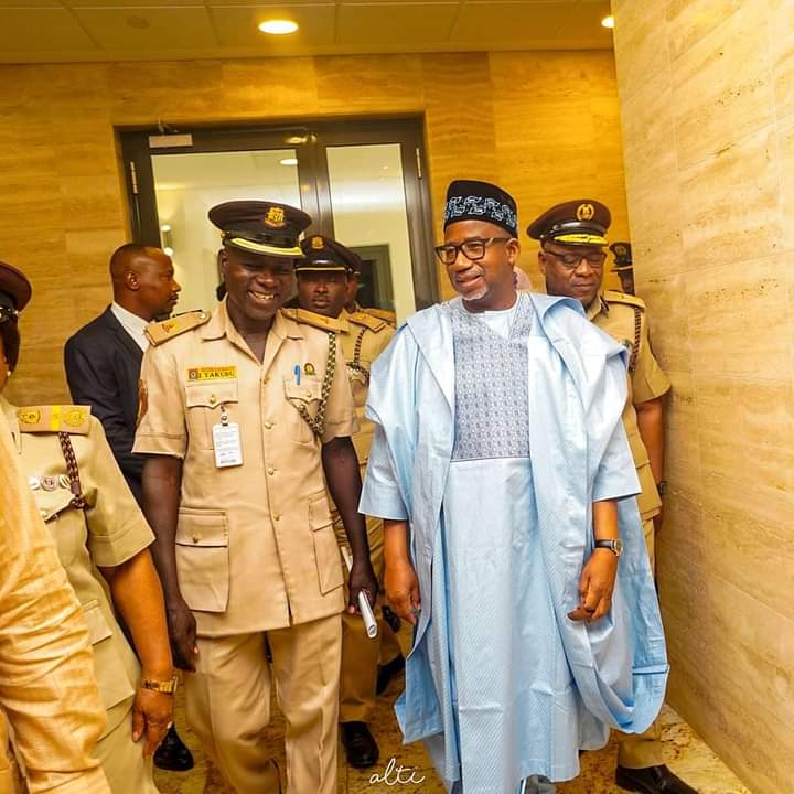 Governor Bala Mohammed was accompany by his wife Aisha Bala Mohammed during visit to the NIS headquarters in Abuja