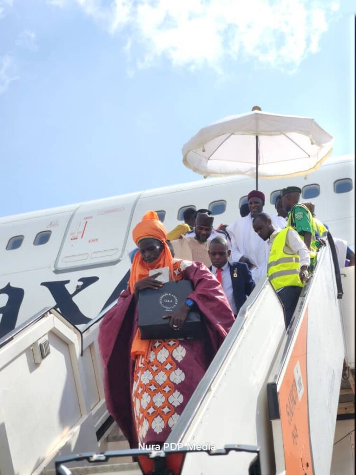 The Bauchi State Amirul Hajj Emir of Dass and other board officials and pilgrims when they arrived Abubakar Tafawa Balewa International airport Bauchi