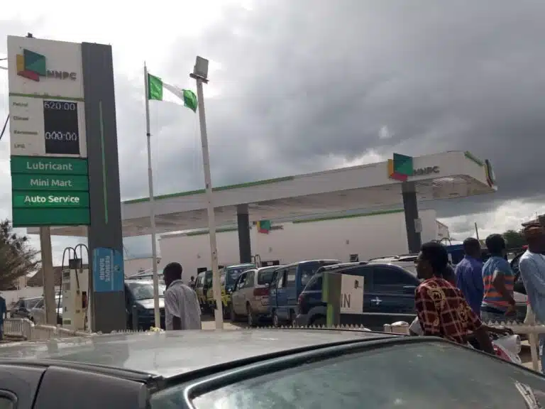 Nigerians Groan As Fuel Sold At N1,200 On Black Market