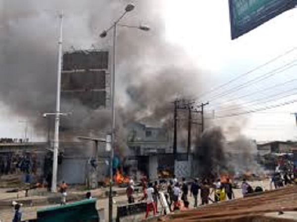 How Anglican Priest Mobilized Hoodlums, Invade NUJ Secretariat In Imo State