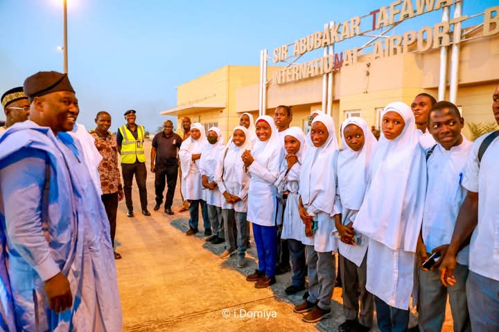Governor Ahmadu Umaru Fintiri Arrives in Bauchi for Northeast Zone PDP Caucus Meeting