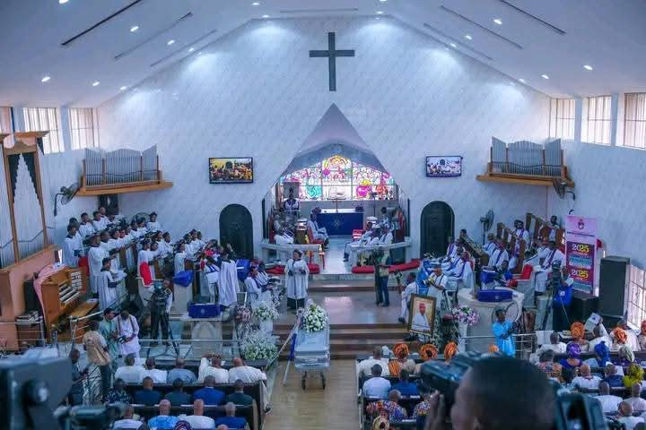 Governor Bala Mohammed Attends Funeral of Sunday Makinde in Ibadan