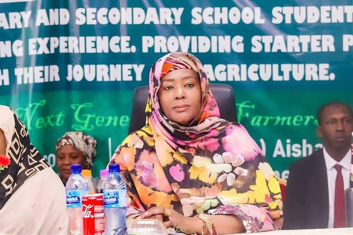 Bauchi State First Lady Empowers 60 Students with ₦100,000 and Farming Tools to Promote Agriculture