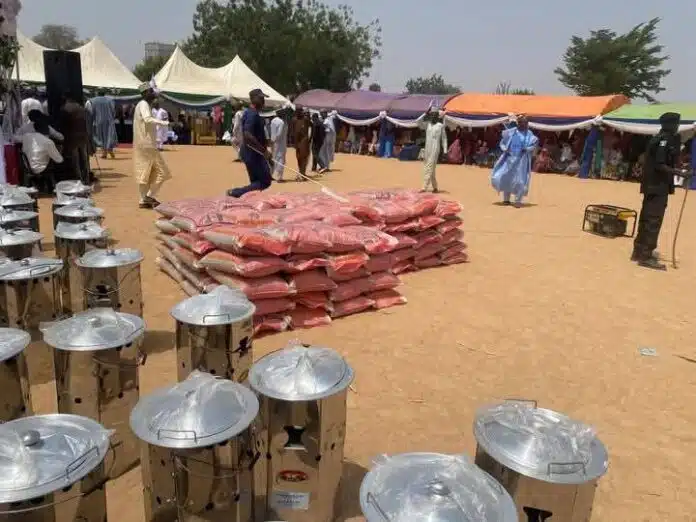 Buharist Reporters Criticize Minister Yusuf Tuggar for Distributing Subpar Items in Udubo, Bauchi State