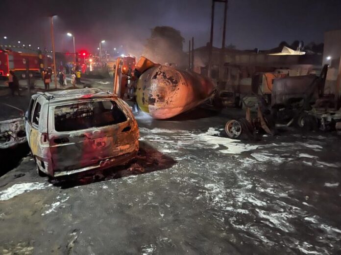 1 dead, 4 injured at Lagos gas tanker explosion