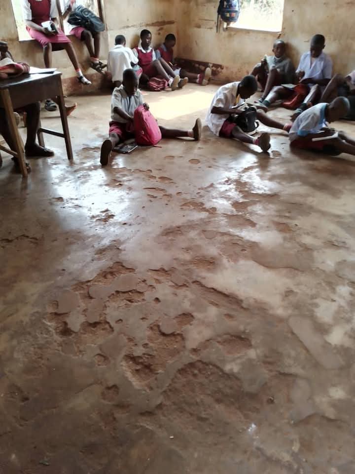 Imo Students Learn On Bare Floor – Teachers Struggle Without Chairs In Uzodinma Constituency