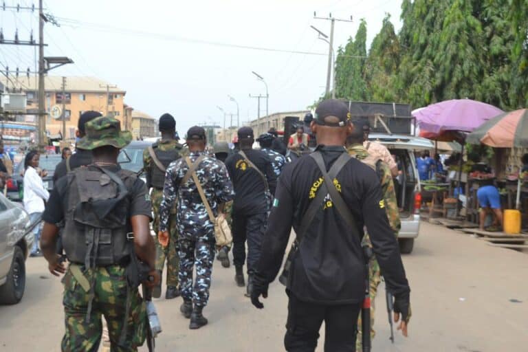 Security Operatives Save Couple After Phonecall in Anambra