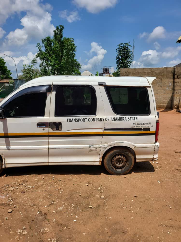 Anambra Police Swing into Action, Recover Items As Fake Passengers Steal Driver’s Shuttle Bus, N20,000