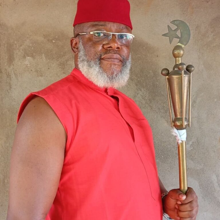 Anambra Mourns as Veteran Journalist, Comr. Chuma-Odili, Slumps, Dies After Attending Opponent’s Event (Video)