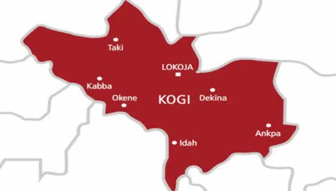 Breaking News: Romchi Transport Bus and Passengers Kidnapped around 3-4pm this evening along Kogi new road. The bus was coming from Ebonyi heading to Abuja carrying students from Dr. Alex Ekwueme Federal University, Ebonyi