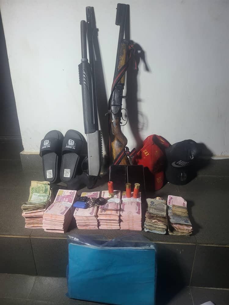 Anambra Police Recover N.6 million Ransom Money, Abandoned SUV, Arms , As Gunmen Flee Community
