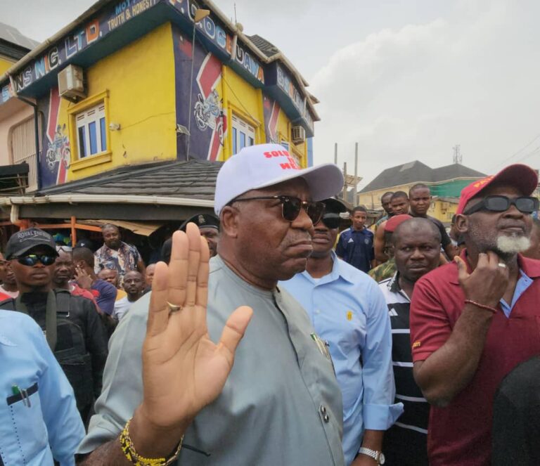 Sit At Home: Over 200 Shops Shut At Bridge Head Market Onitsha