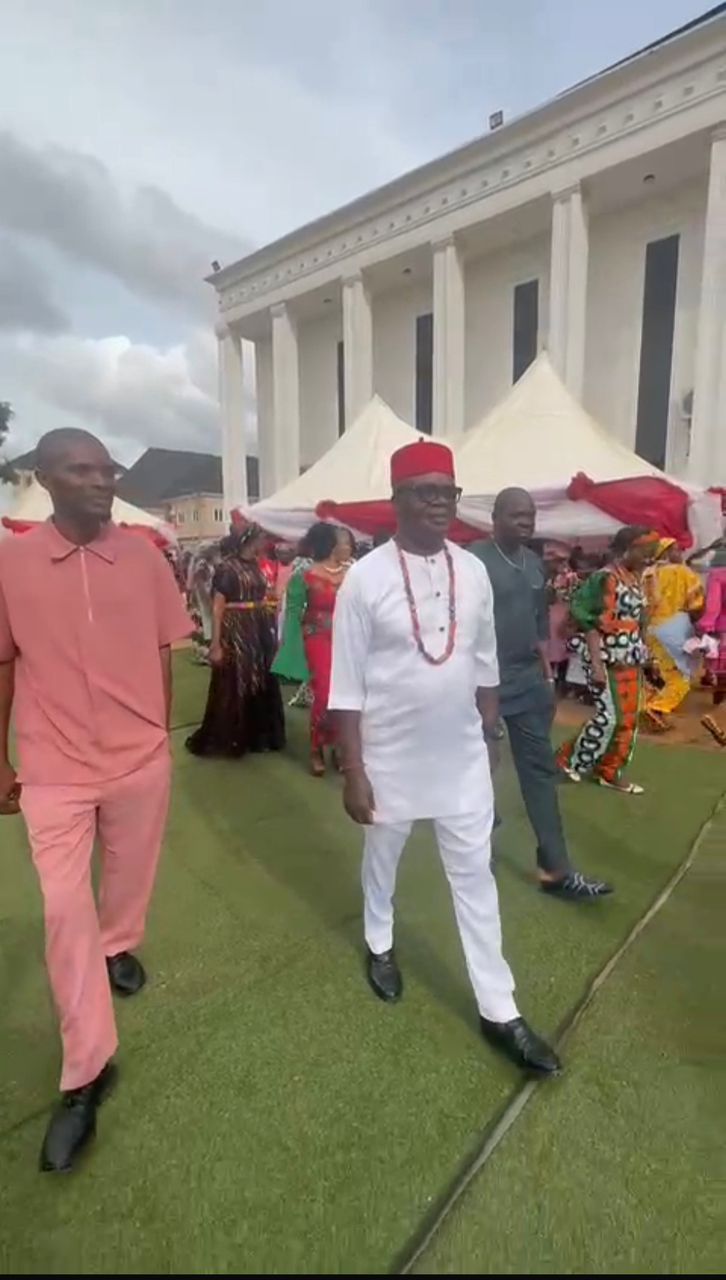 Nnewi Reps Hopeful Ikebunwa Lotanna Donates ₦1m, Rewards Top Graduates at “One Girl, Two Skills” Skills Programme