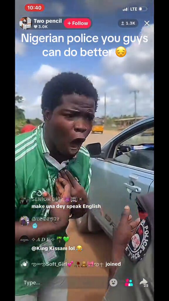 Abraham Adesanya Poly SUG President Confronts Police Officer Over Alleged Checkpoint Slap