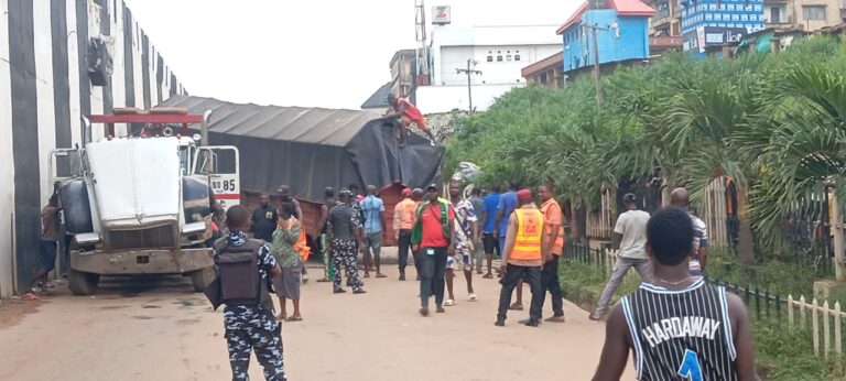 Two Injured Four Escape Unhurt At The Onitsha Fly Over Accident