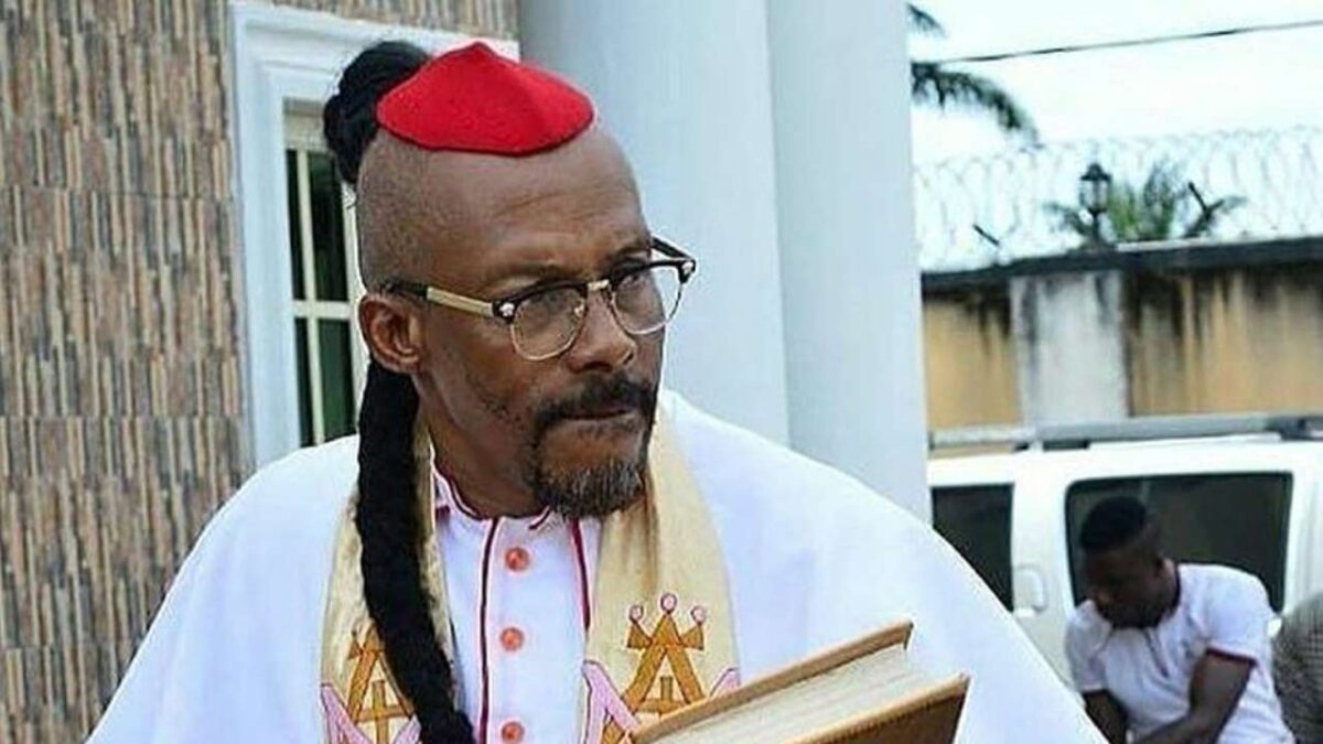 Neglected Legends: Veteran Actor Hanks Anuku Sighted on Abuja Sidewalks Looking Ill, Sparks Fresh Welfare Outcry