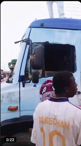 Tension In Nasarawa As Angry Residents Reportedly Destroy Tinubu-Adamu 2027 Campaign Vehicle