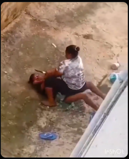 DOMESTIC TERROR IN UMUAHIA: Outrage as Video Captures Housewife Attacking Maid with Kitchen Knife