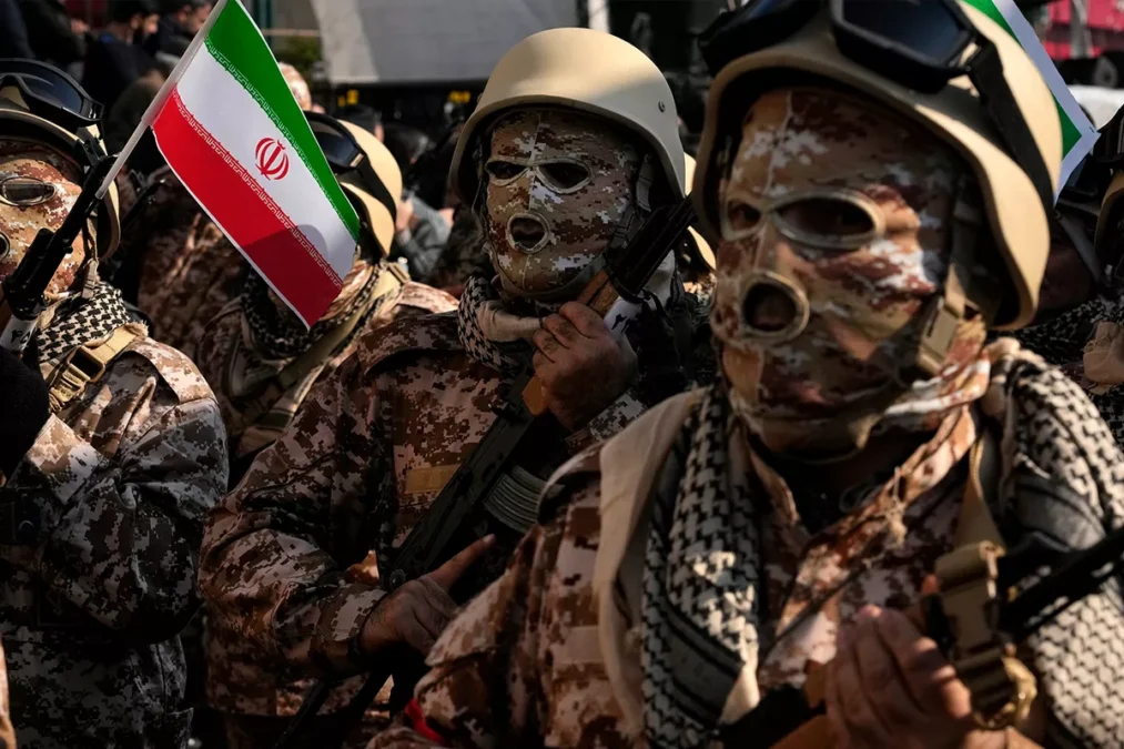 BREAKING: Iran Fortifies Borders with "Shoot-on-Sight" Orders, Deploys Hypersonic Missiles at Chabahar Port