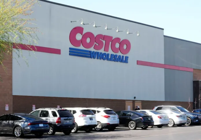 Costco Rations Motor Oil for First Time Amid Gulf Supply Disruption